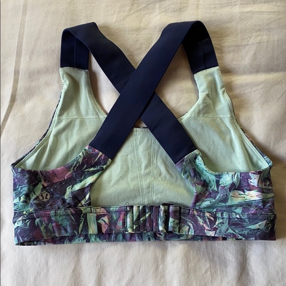 Lululemon athletica sports bra - Picture 2 of 3